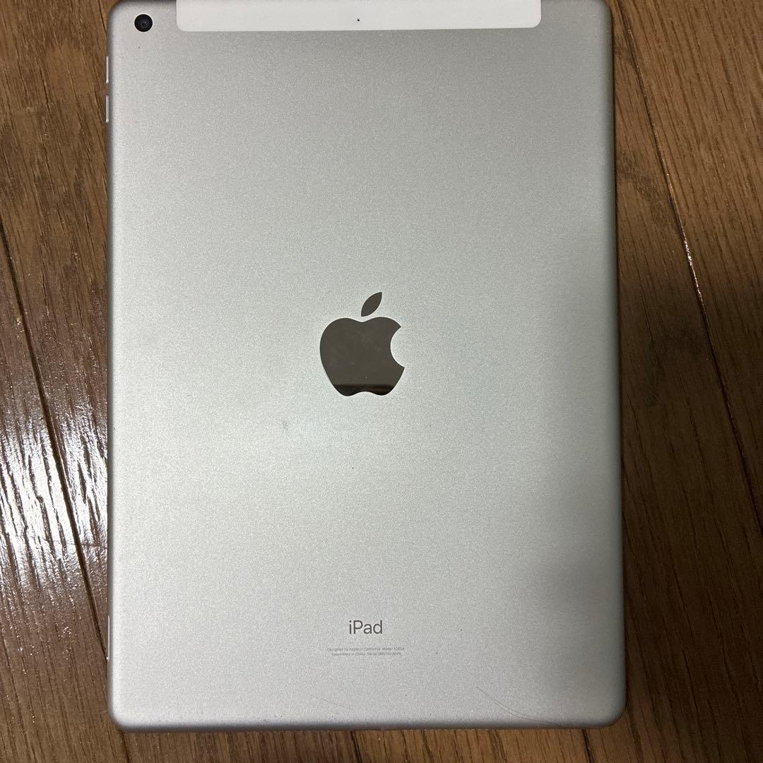 Apple iPad 第9世代シルバー本体 - メルカリ