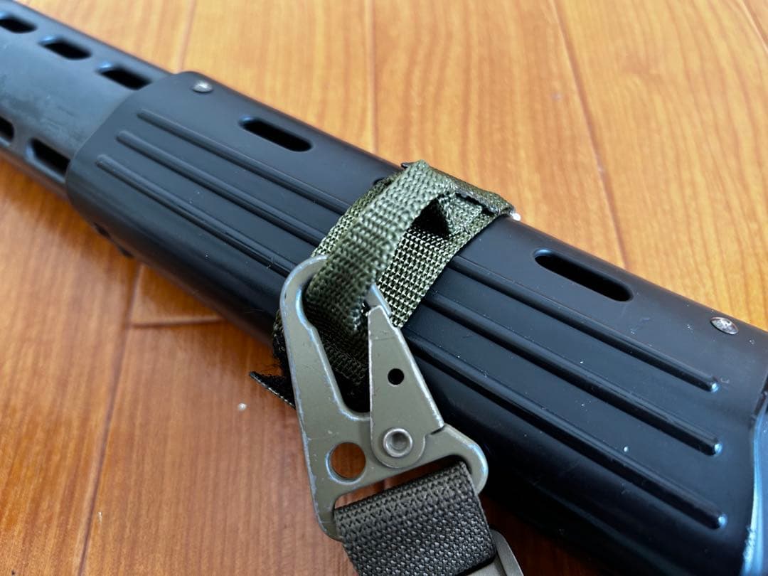 89式小銃用スリングアダプター（色比較用） ミリタリー