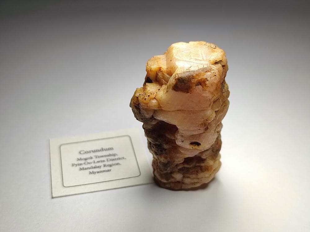 コランダム ★ ミャンマー産 鉱物 原石 宝石 ルース 天然石 サファイア コランダム ☆ ミャンマー産 鉱物 原石 宝石 ルース 天然石 サファイア