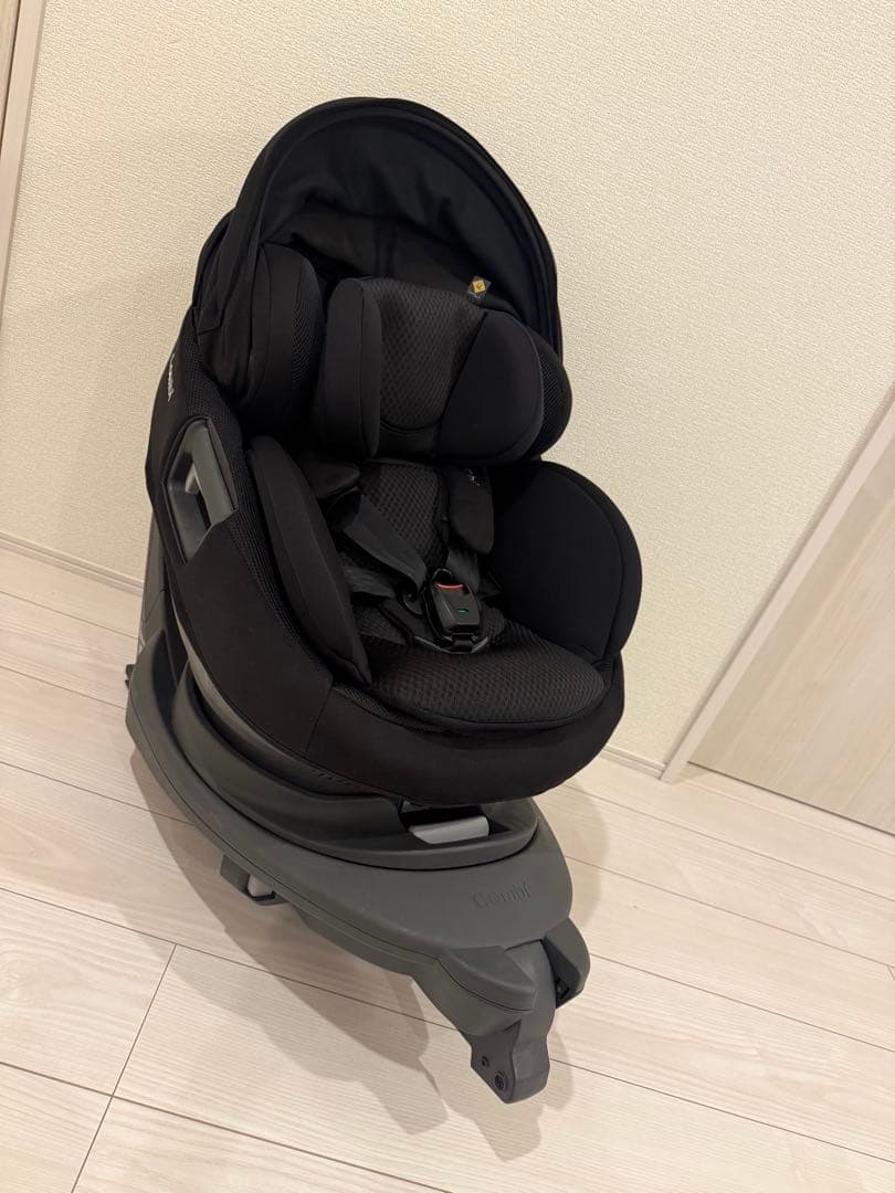 【美品 上位モデル】コンビ THE S plus ISOFIX ZC-750