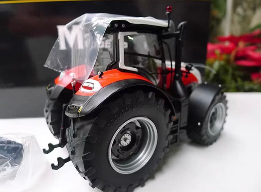 ダイキャスト 1:32 スケール 6300 CVT トラクター 合金モデル