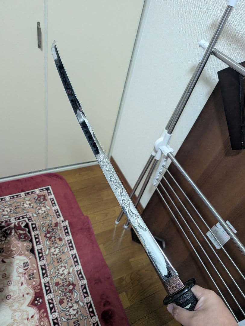 波紋模様の反り刀