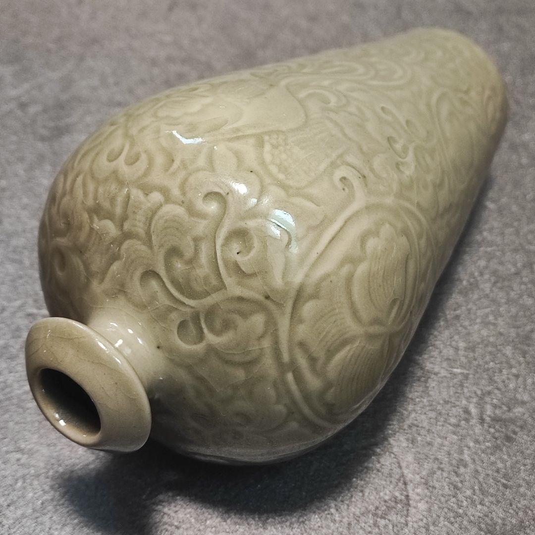 花瓶 一輪挿し アンティーク 中国骨董 北宋景徳鎮 青磁 梅瓶 陰刻花唐草