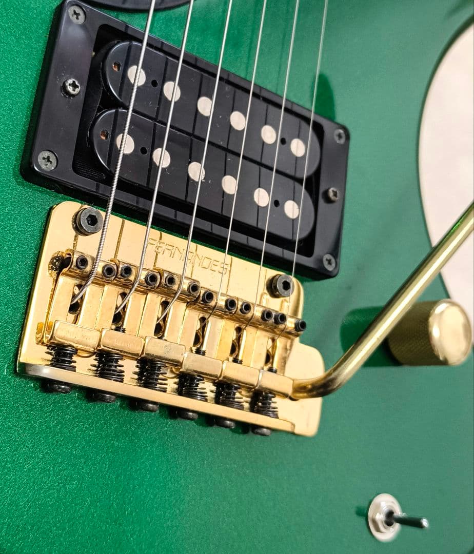 【超美品】ZO-3 芸達者 MG アンプ内蔵ミニギター 専用ケース付 ぞうさん