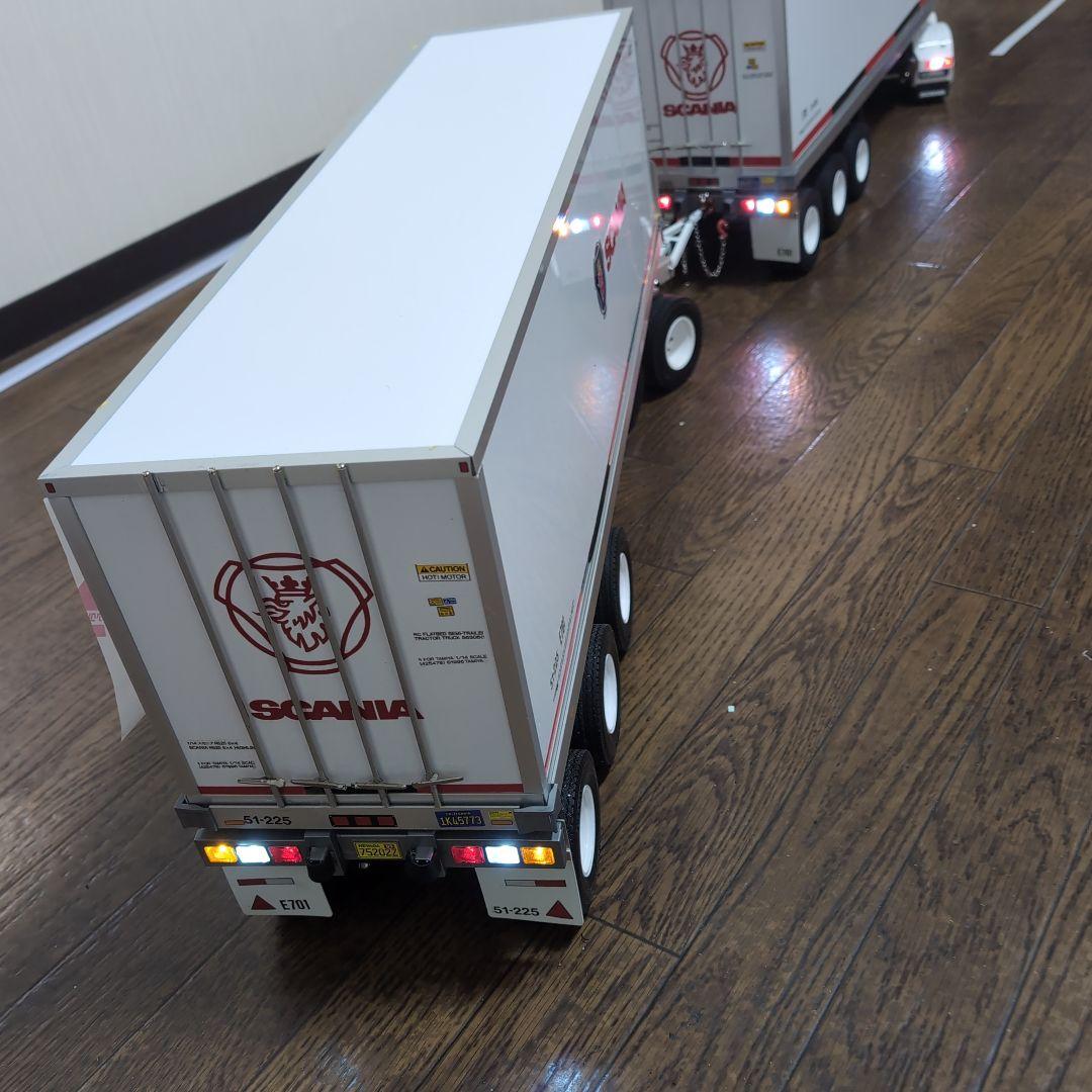 タミヤ1/14スカニア770S6x4のダブルストレーラーです