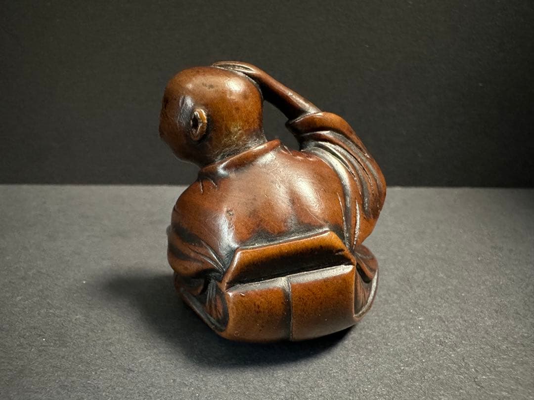 根付(netsuke)】人物の根付 友重 木製 江戸時代 美術品・アンティーク