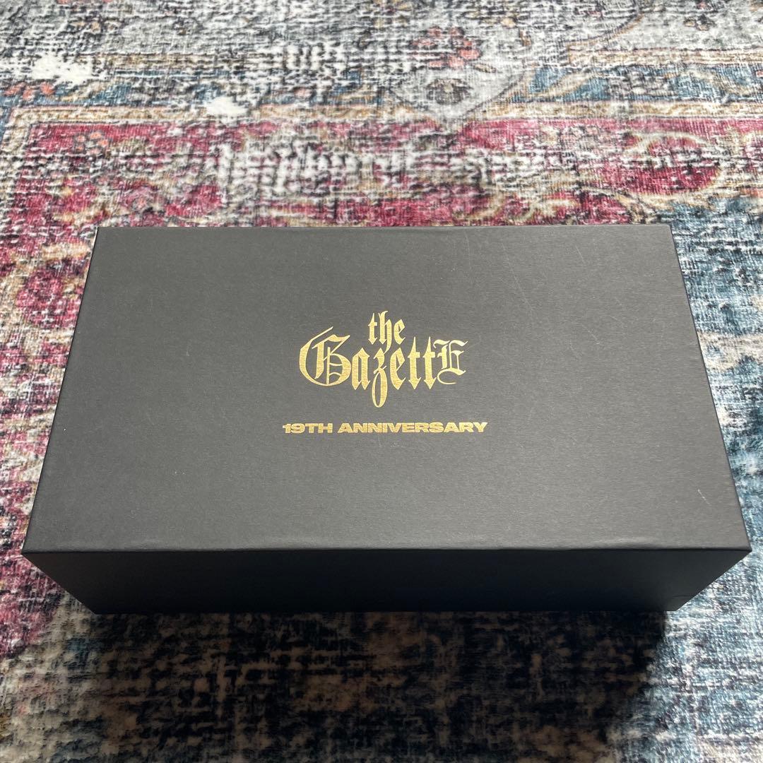 the GazettE 19TH ANNIVERSARY TEA SET