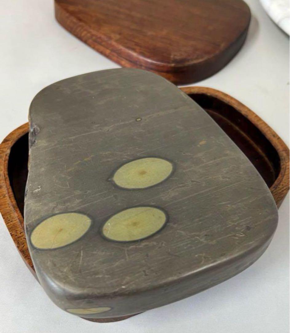 [貴重珍品] 中国　古美術　文房具　清時代　端溪 硯書　紫檀共箱 貴重珍品] 中国 古美術 文房具 清時代 端溪 硯書 紫檀共箱 - メルカリ