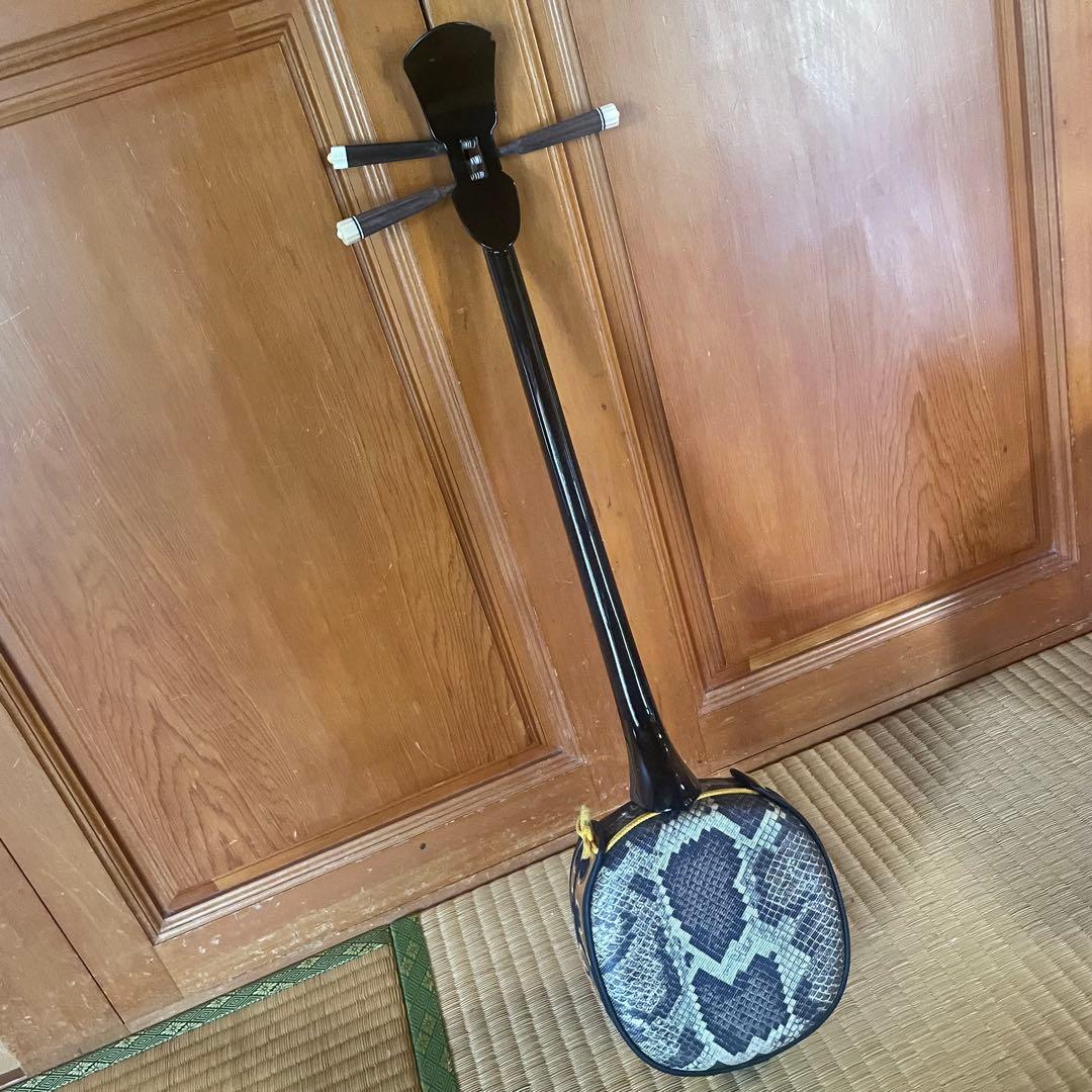 沖縄三線蛇柄 人工皮革