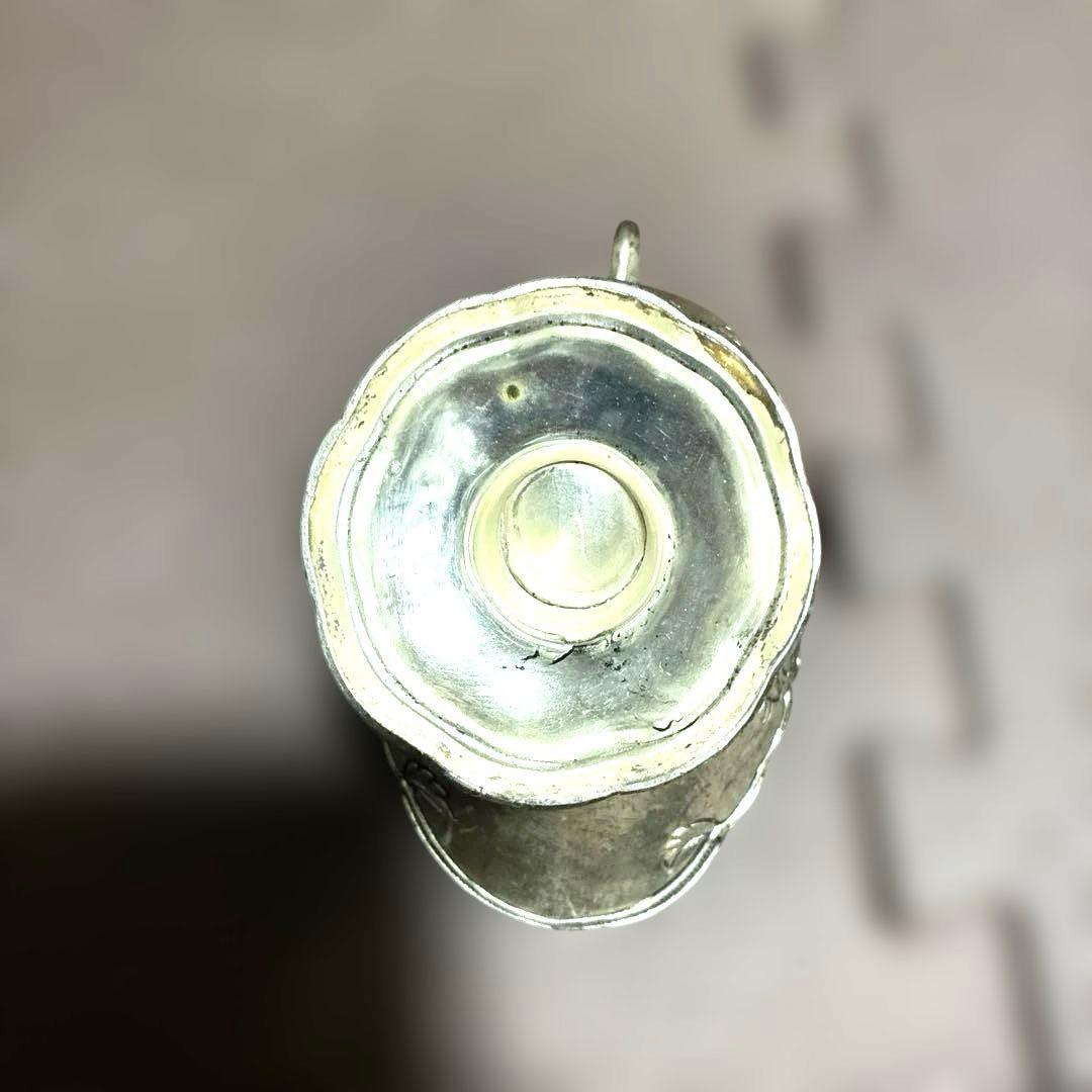 ヴィンテージ シルバープレート シュガー ポットエンボス加工のバラ