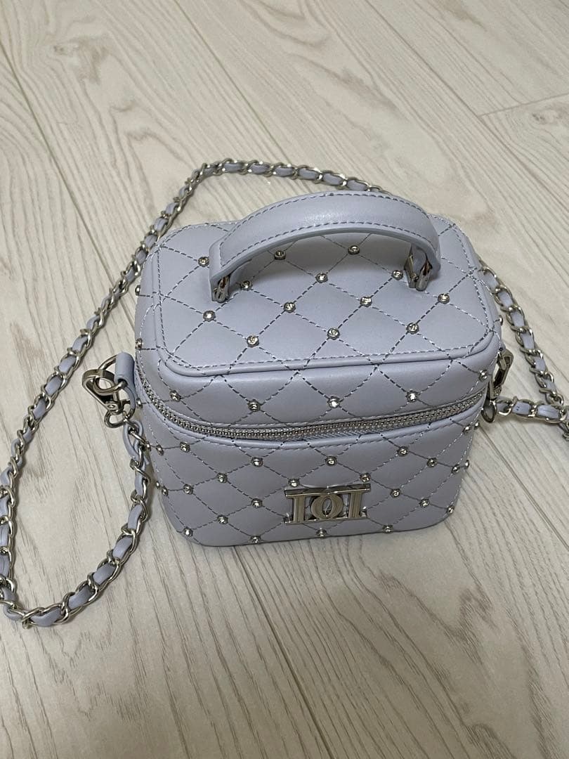 ダーリッチ キルティングビジュースクエアミニバッグ