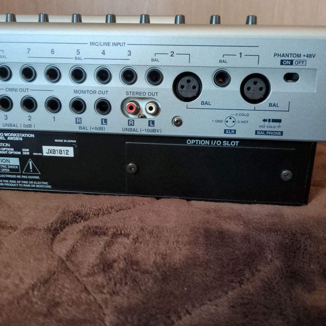 ヤマハ 　マルチトラックレコーダー　aw2816