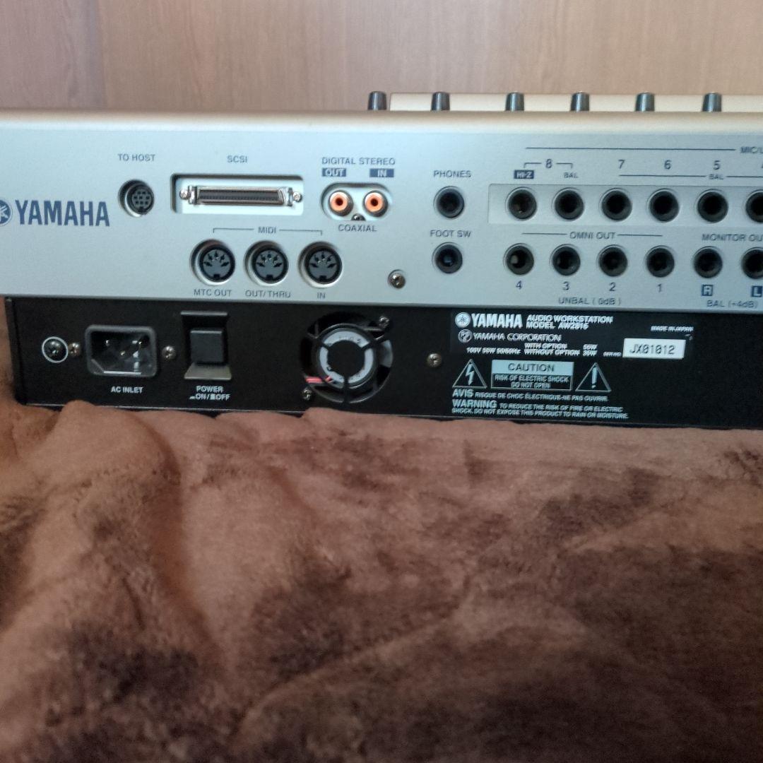 ヤマハ 　マルチトラックレコーダー　aw2816