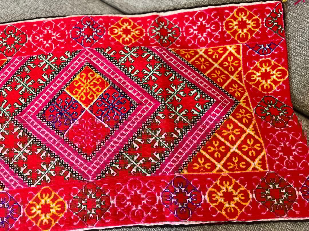 アンティーク スワット地方 手刺繍 クッションカバー パキスタン レア 最終価格