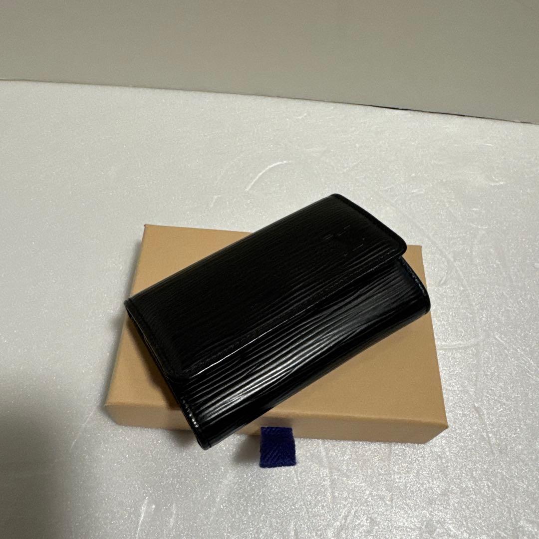 美品ルイヴィトンエピキーケース LOUIS VUITTON【ルイヴィトン】エピ 6連キーケース | re2rinrin's S
