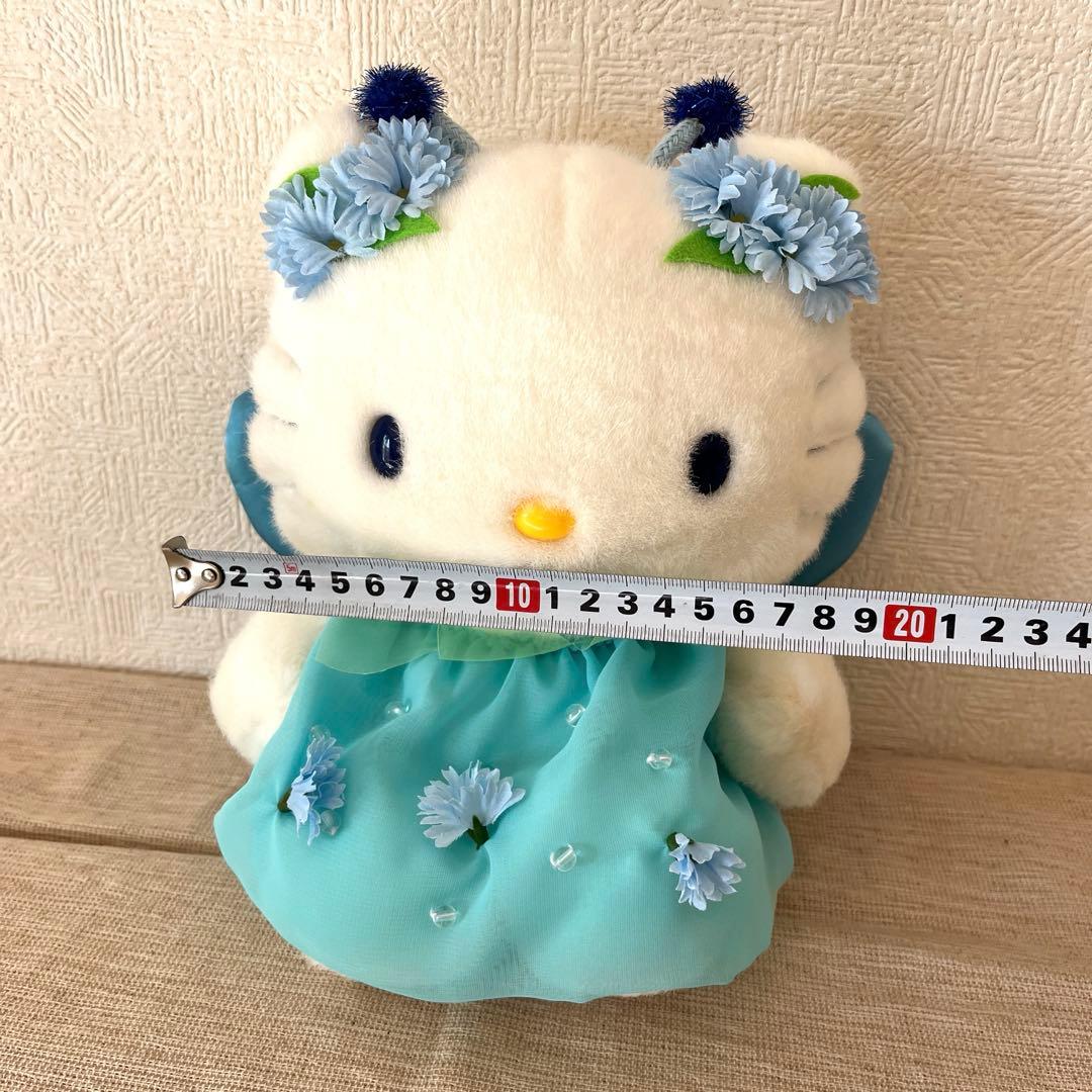 新品未使用タグ付き‼️妖精シリーズハローキティ 花飾り付きぬいぐるみ