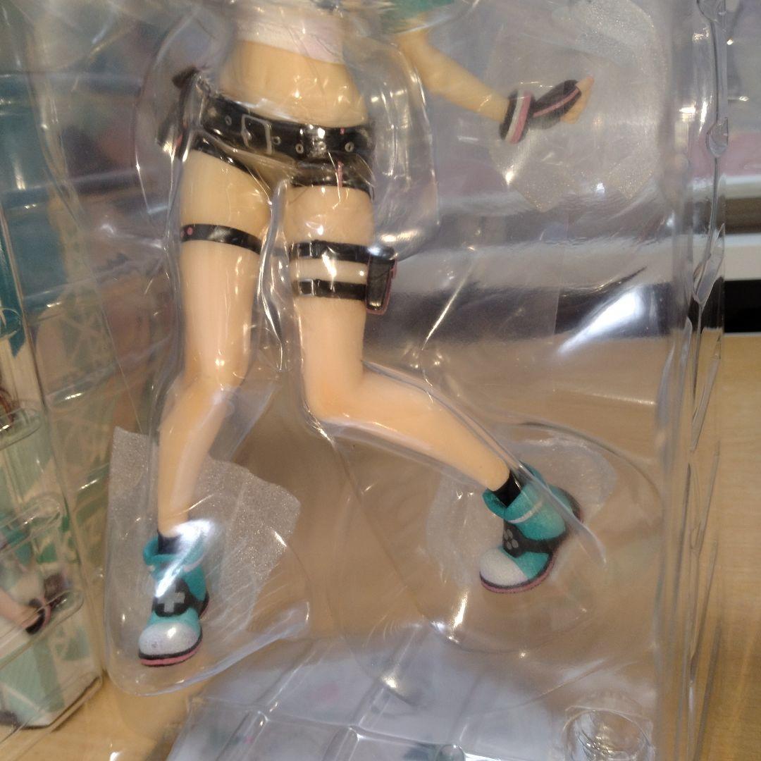 初音ミク　フィギュア