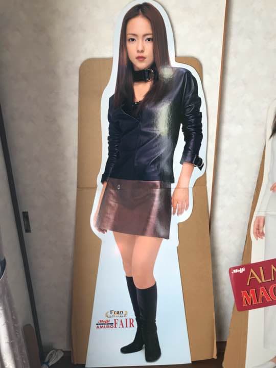 安室奈美恵 等身大 パネル