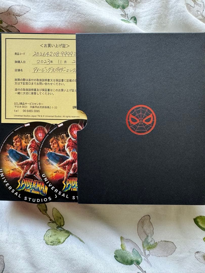 USJ限定 スパイダーマン アートパネルとウォッチ＆ピンズ