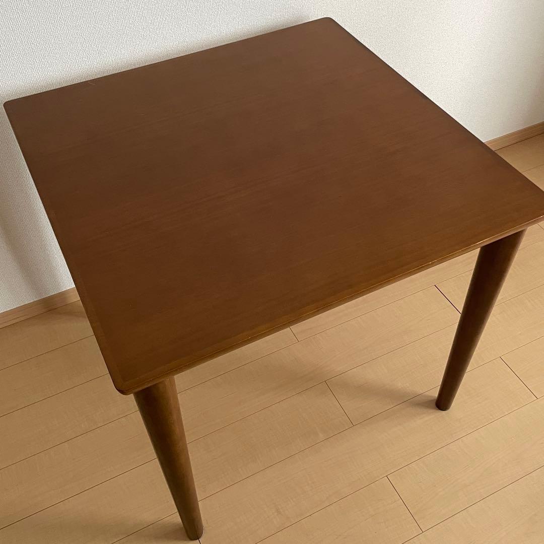 カリモク60＋　ダイニングテーブル800