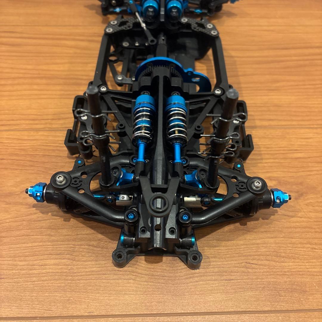 タミヤ　TC-01シャーシ　FormulaEボディ付