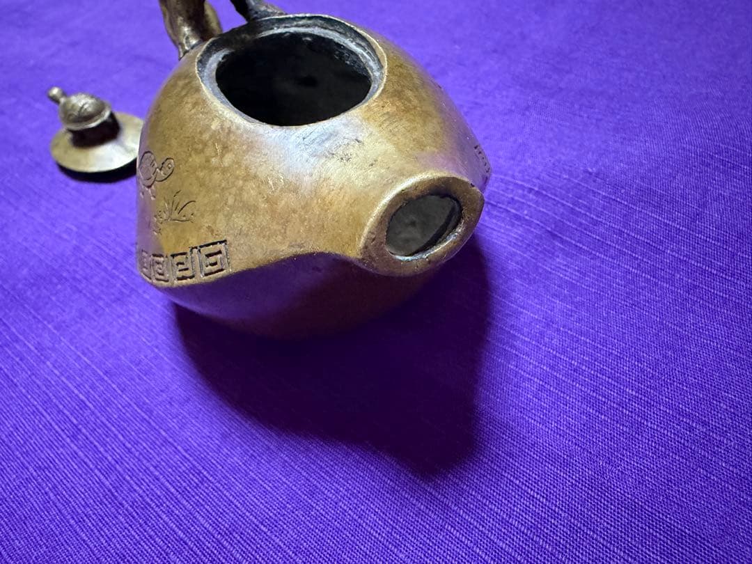 良品　中国古玩　水滴　水差し　亀兎図　黄銅製　時代物　出来抜群　書道具硯筆矢立