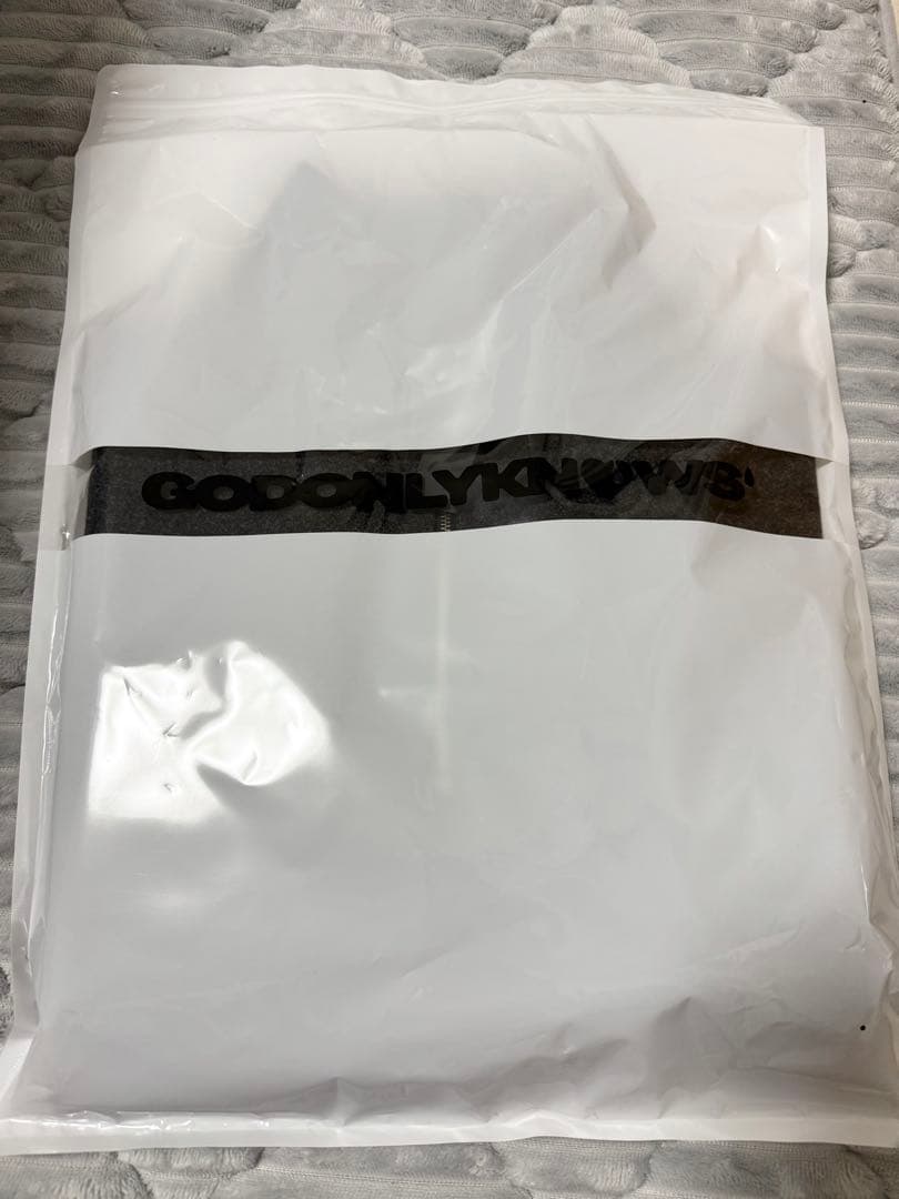 GOD ONLY KNOWS ハーフジップ S チャコール 岩田剛典 - メルカリ