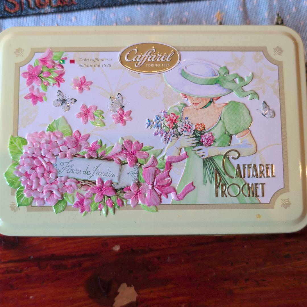 カファレルチョコレート空き缶11個セット - メルカリ