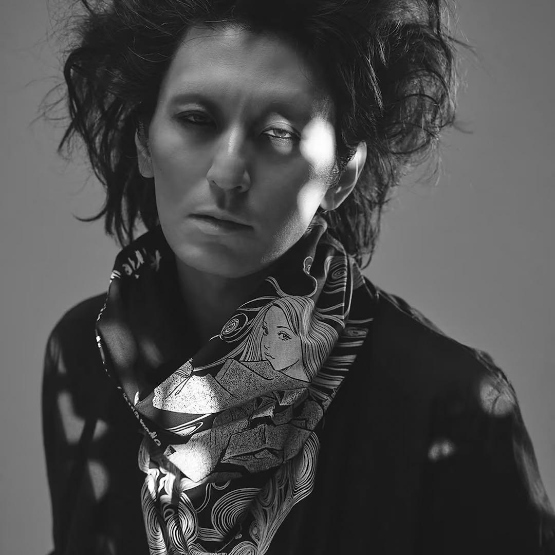 S'YTE×伊藤潤二 25aw 五島桐絵スカーフ / うずまき