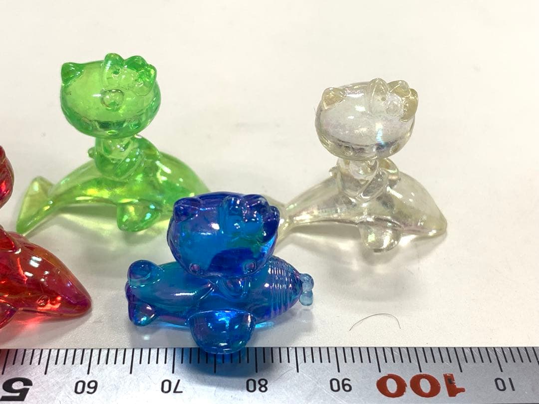 サンリオハローキティ　アクリルフィギュア　透明　ストラップ