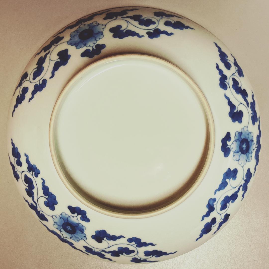 【真作保証】 市川龍仙 色鍋島 色絵桜波頭文 七寸皿