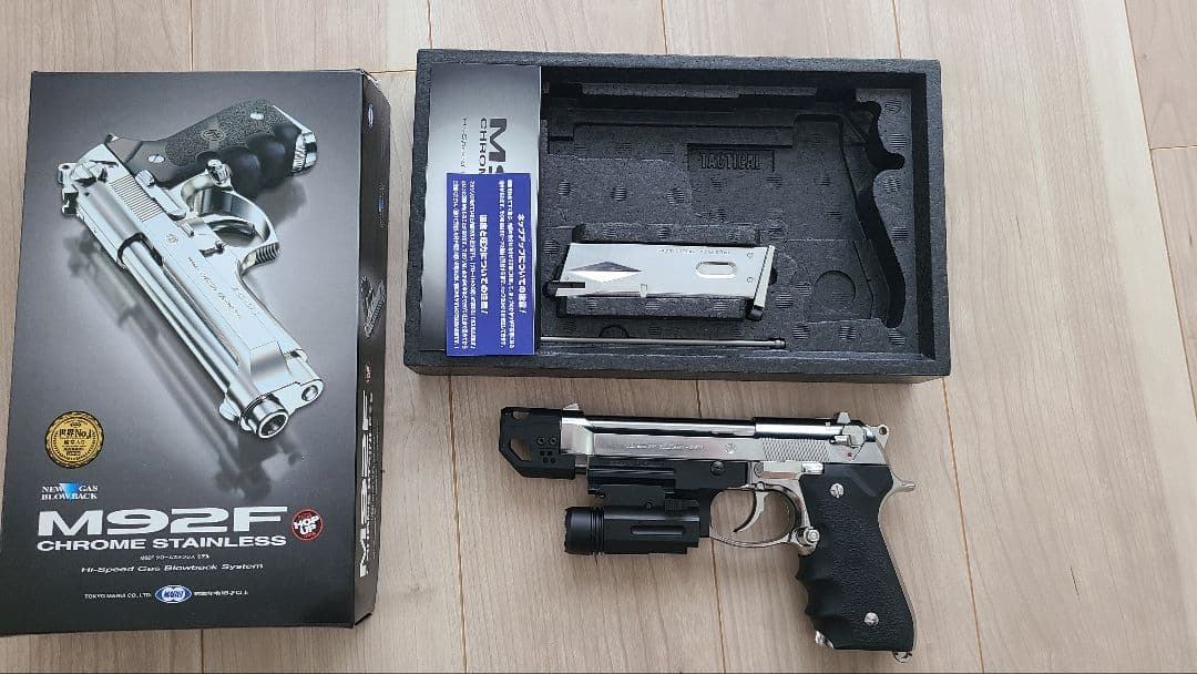 東京マルイ　M92F クロムステンレス ガスガン