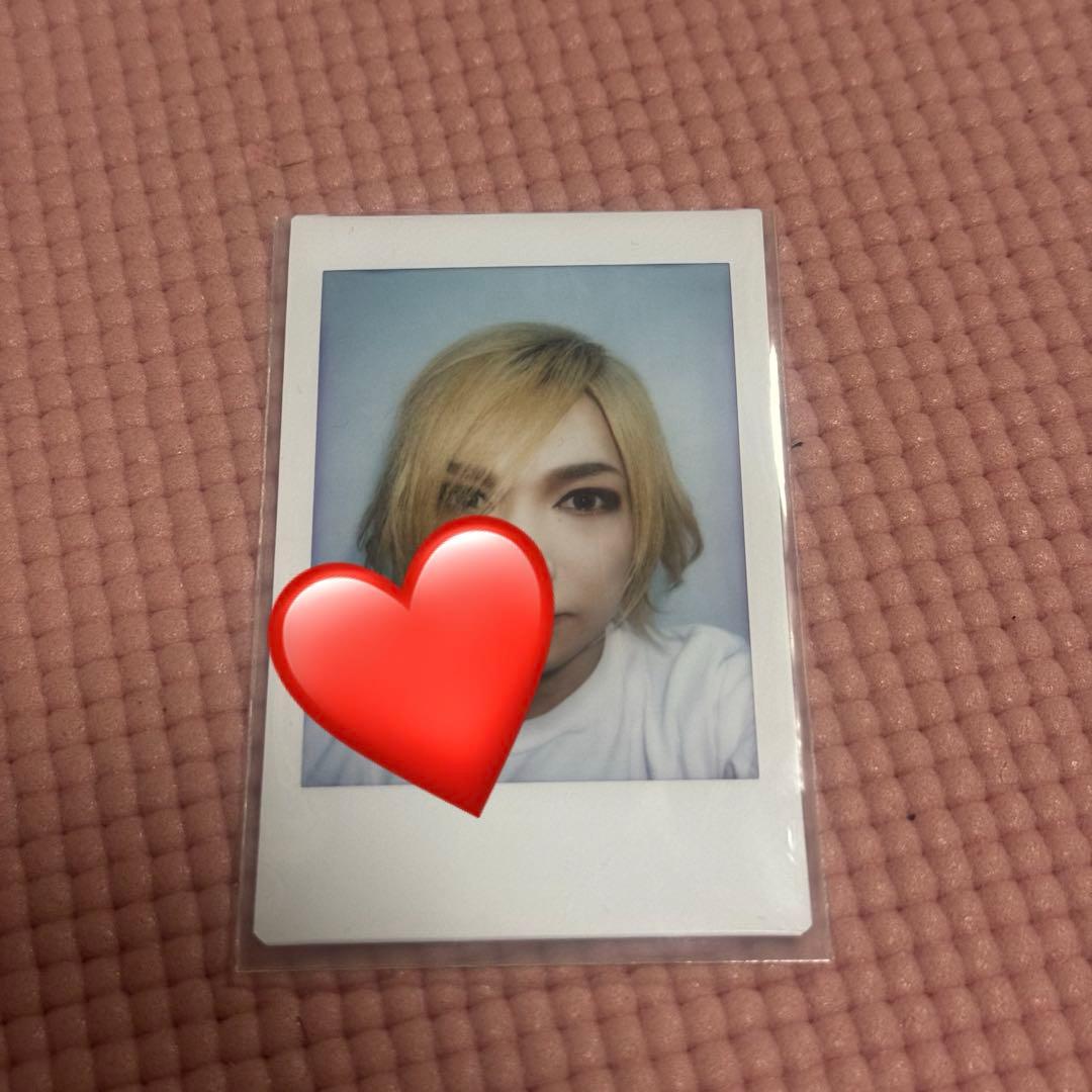 ゴールデンボンバーキリショー、レア初期セッションロリータチェキ