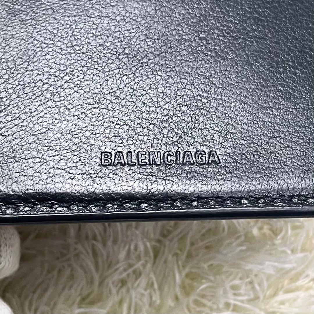 バレンシアガ エブリデイ 三つ折り財布 コンパクト シボ皮 ブラック