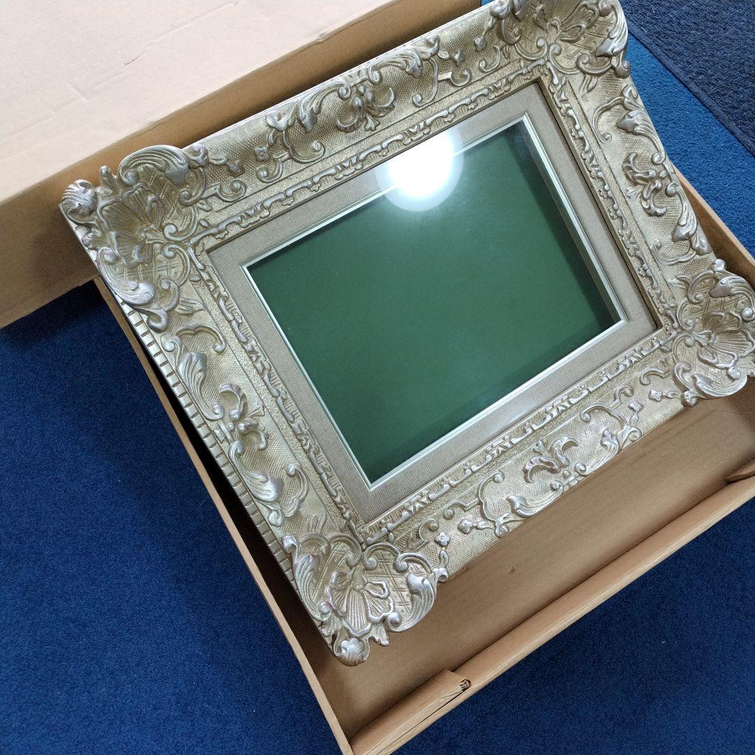 ヴィンテージ　大きな装飾写真額縁約54.5cm✕46.5cm✕9cm