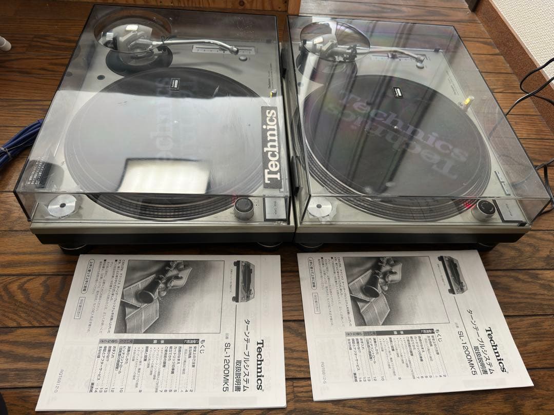 Technics SL-1200MK5 ターンテーブル2台 Technics SL-1200MK5 ターンテーブル2台セット 針つき Technics SL