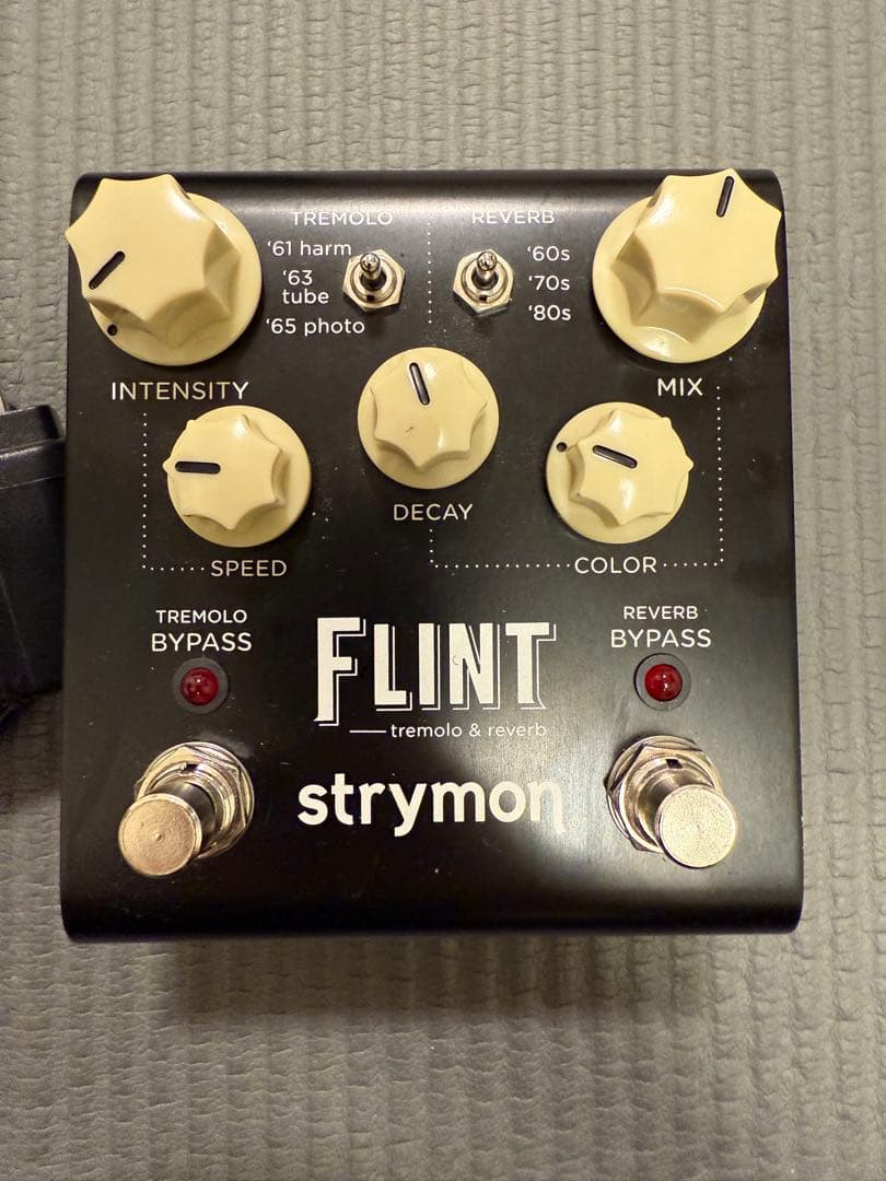 strymon FLINT V1トレモロ&リバーブ 専用電源付き