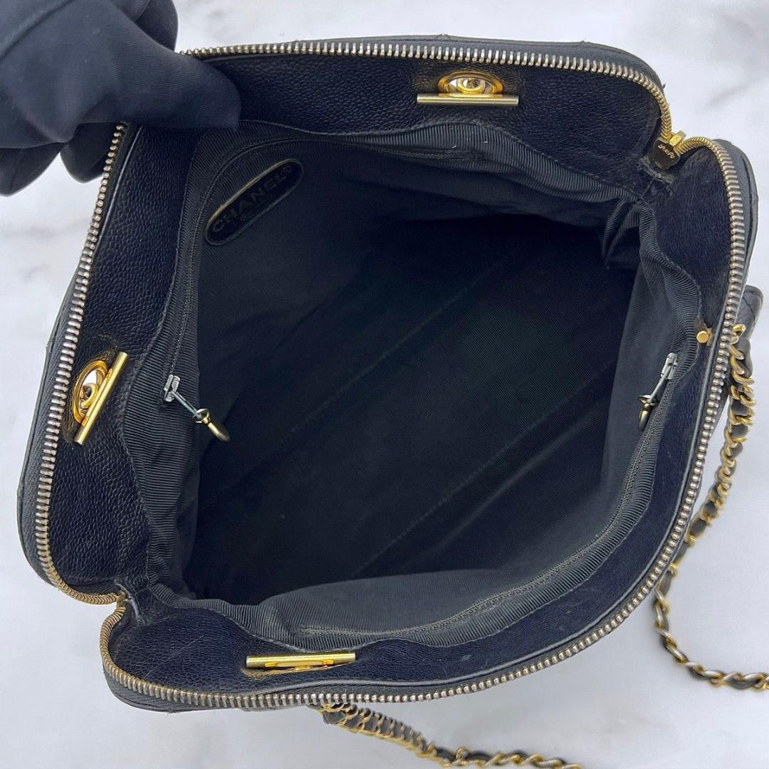 シャネル マトラッセ キャビアスキン ターンロック チェーンショルダー ブラック