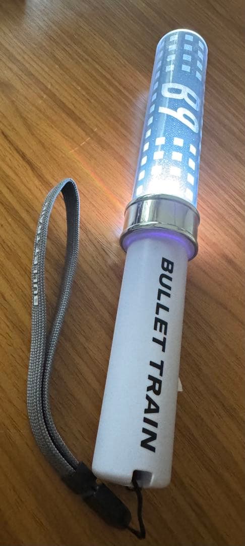 Amazon.co.jp: 超特急 B9 ペンライト シューヤ チャコール : おもちゃ