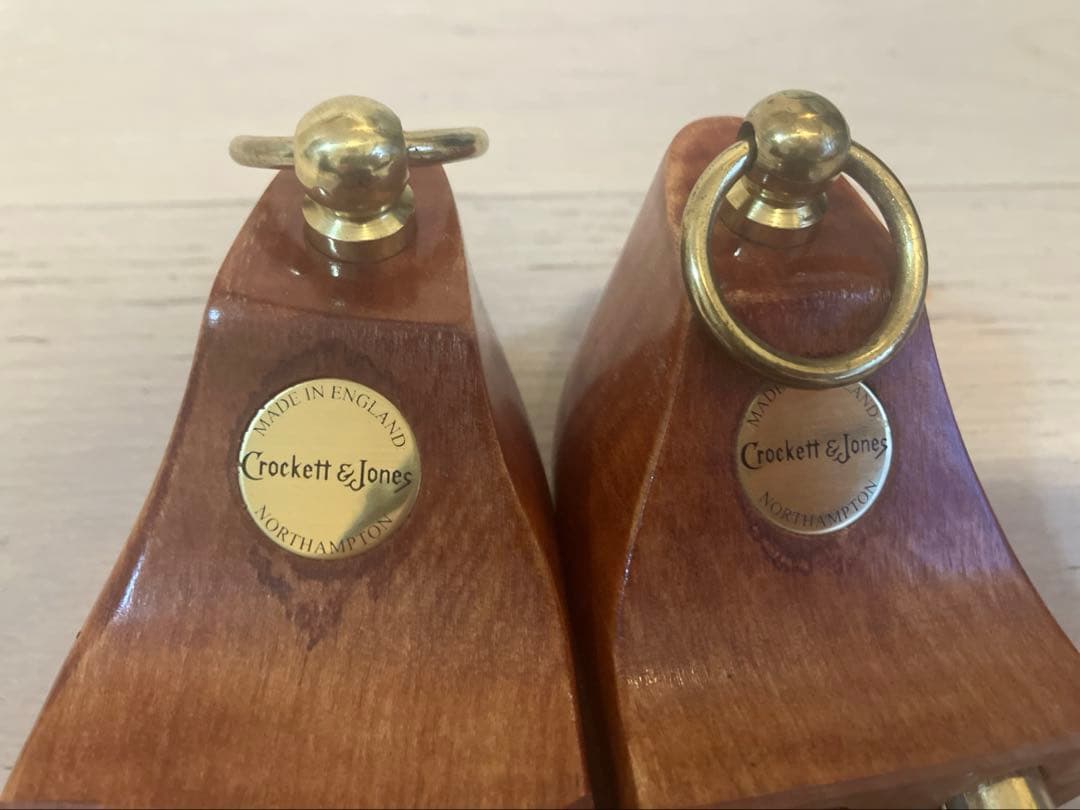 クロケット＆ジョーンズ　シューツリー　ダスコ