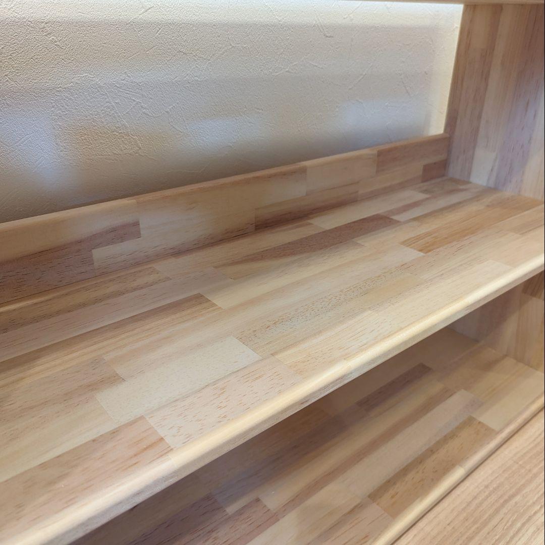 ami　絵本棚　木製棚　木製ハンドメイド　リビングボード　モンテッソーリ