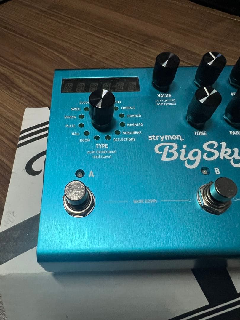 美品　アダプター付き　ストライモン　ビッグスカイ　strymon Big Sky