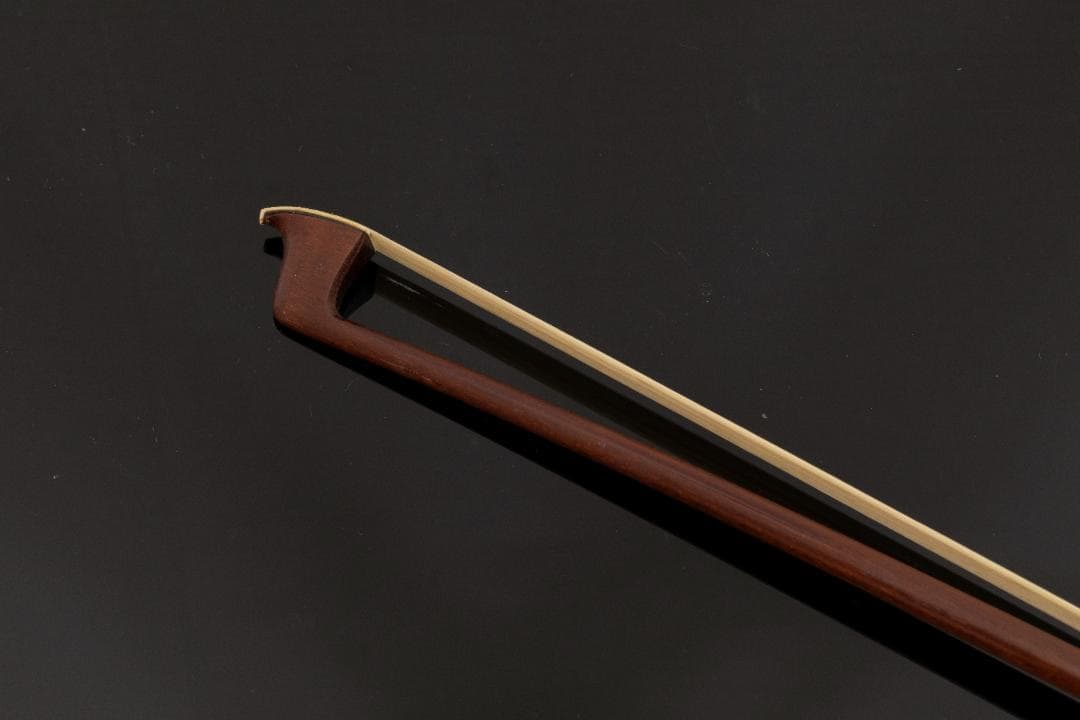 弦楽器用の弓 002