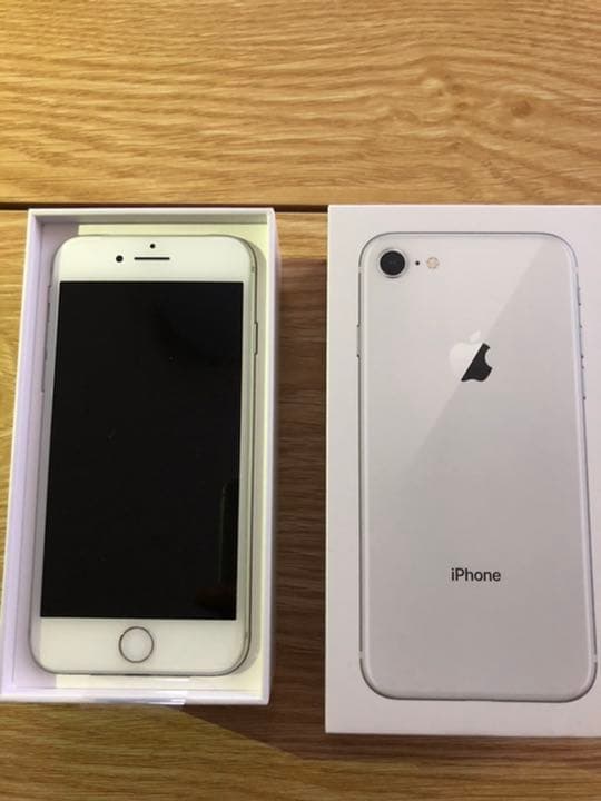 iPhone 8 Silver 64 GB SIMフリー iPhone - iPhone8 本体 Silver 64 GB