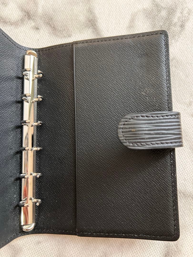 LOUIS VUITTON アジェンダ エピ黒 スケジュール帳カバー