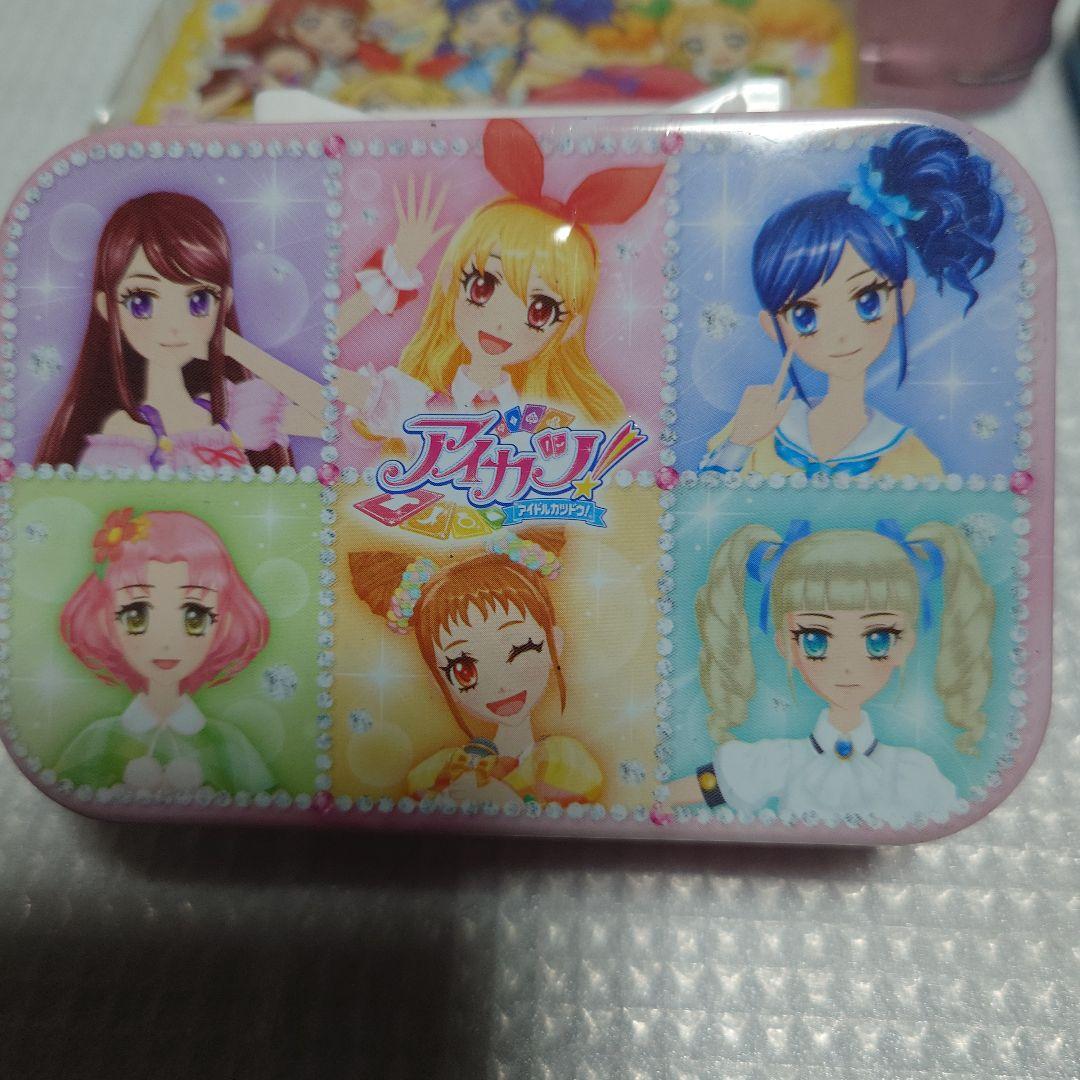 アイカツ！ 海外版 缶ケース（2Wings/WM） アイカツ！海外版缶ケース