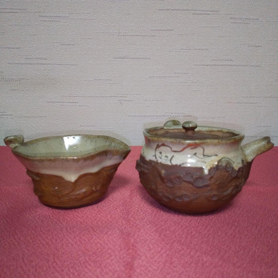 茶器揃い ①急須 ②湯冷まし ③湯呑み茶碗 「金彩・走り駒（左馬）・貫入」