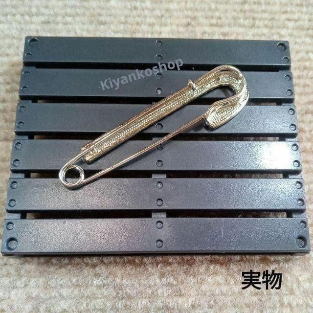 上品 ラインストーン ピンブローチ エレガント ワンポイント 安全ピン