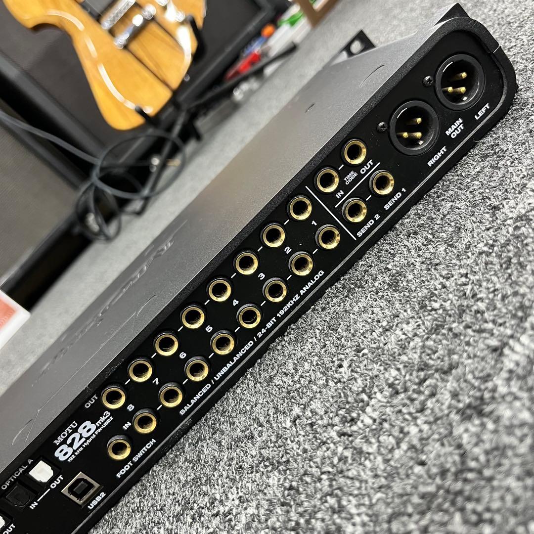 11212】MOTU 828 mk3 hybrid オーディオインターフェース