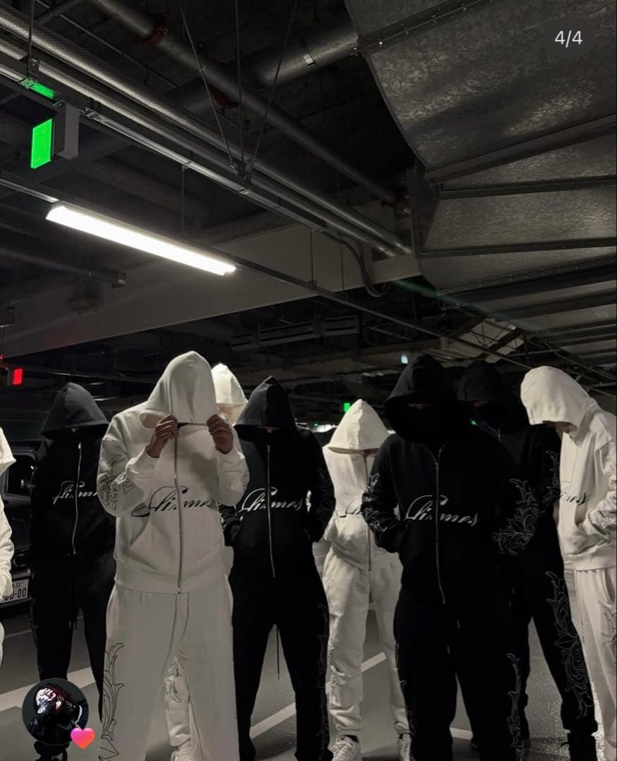 grave of slimes セットアップ yvng patra 着用 - メルカリ